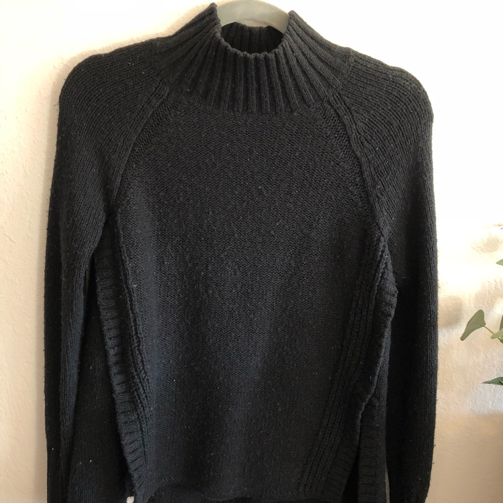 Chunky Turtle Neck
